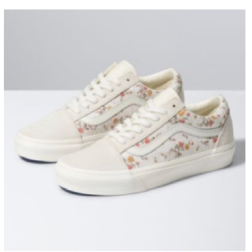 Vans Vintage Floral Old Skool Shoe
